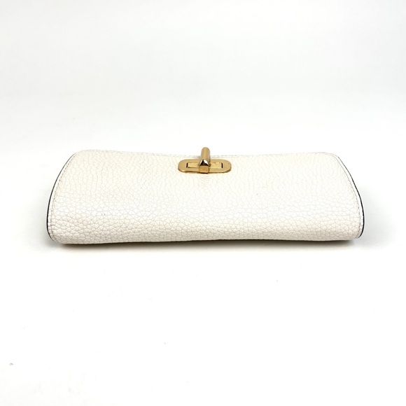 Michael Kors Sullivan White Pebble Leather Turnlock Carry All Wallet NWOT - Picture 6 of 15